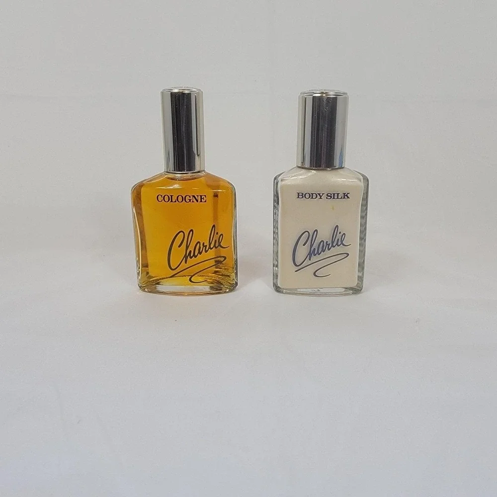 VINTAGE Revlon Charlie Cologne Spray & Fragrance Gift Set Blue Silver Box - New